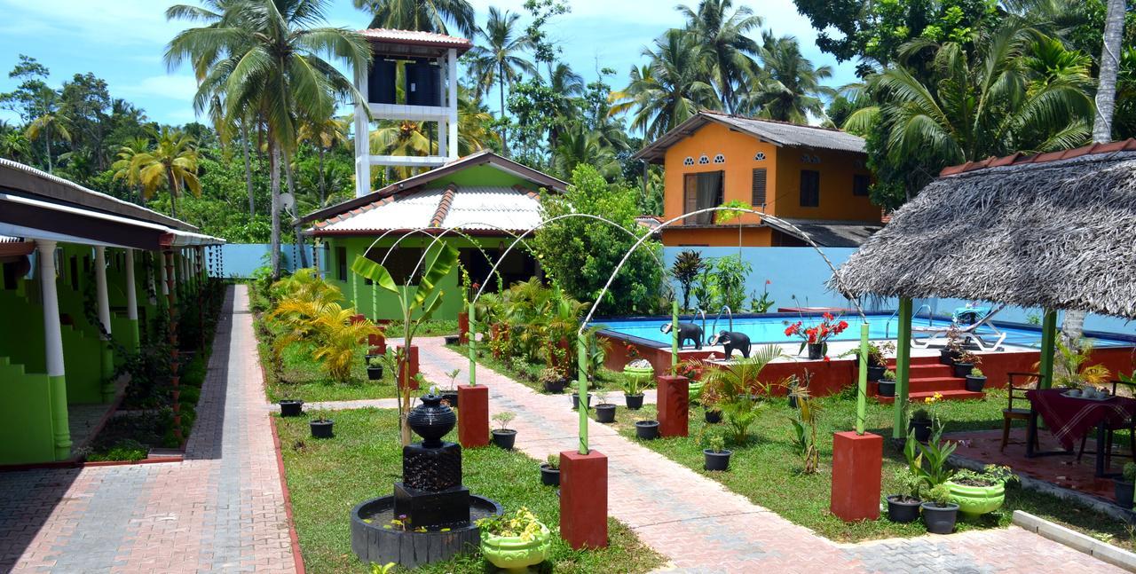 Green Land Villa Ahangama Bagian luar foto