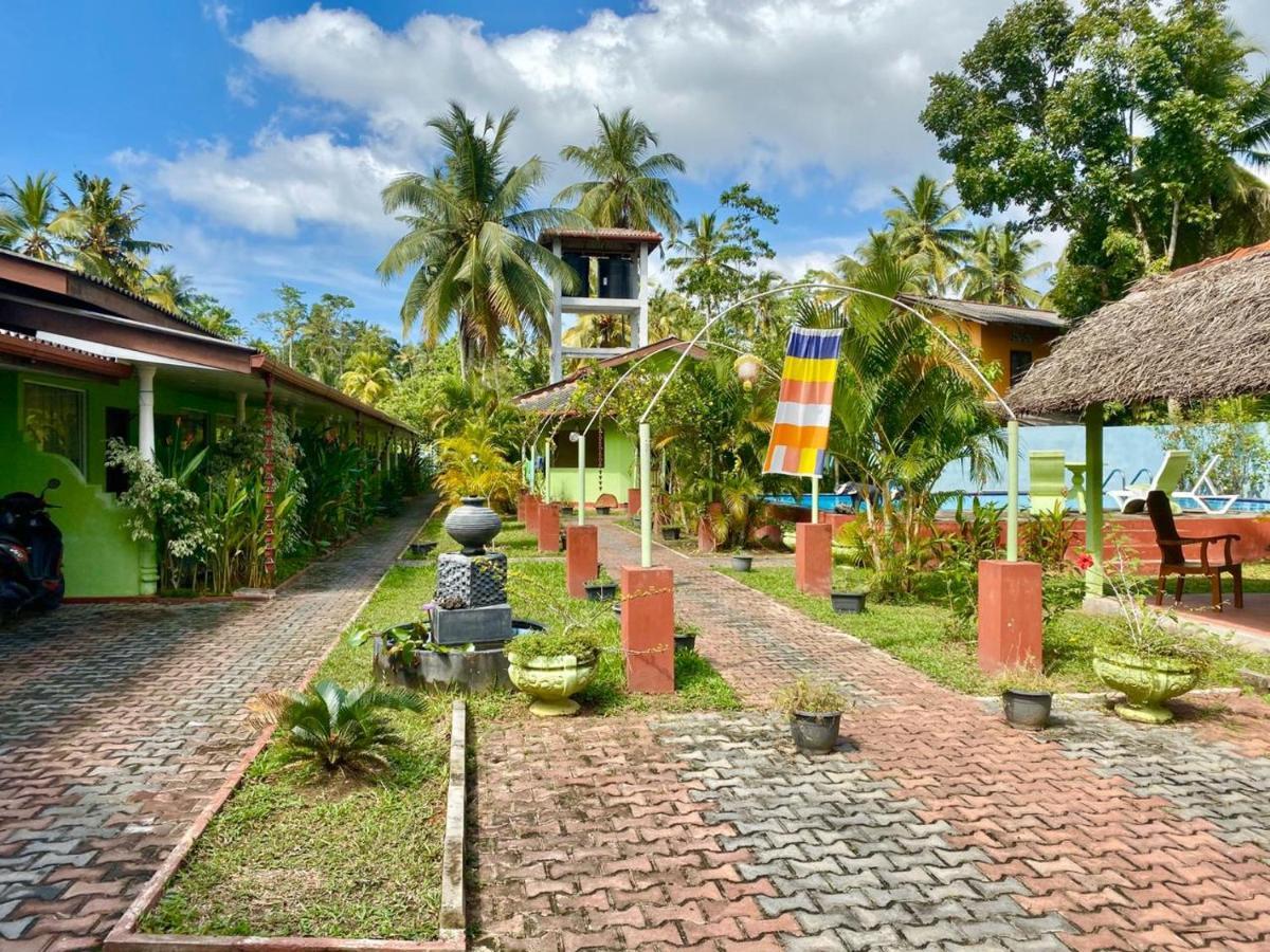 Green Land Villa Ahangama Bagian luar foto