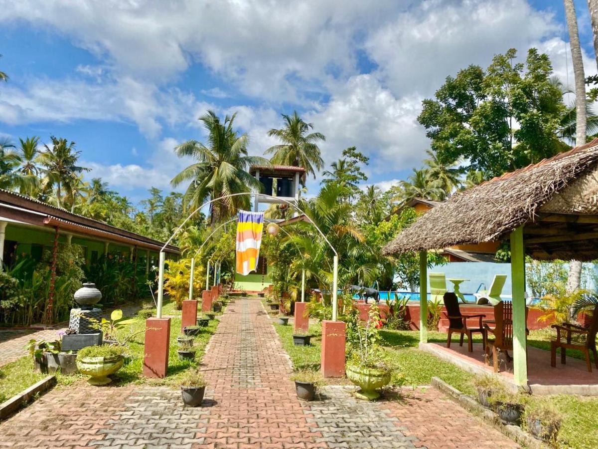 Green Land Villa Ahangama Bagian luar foto