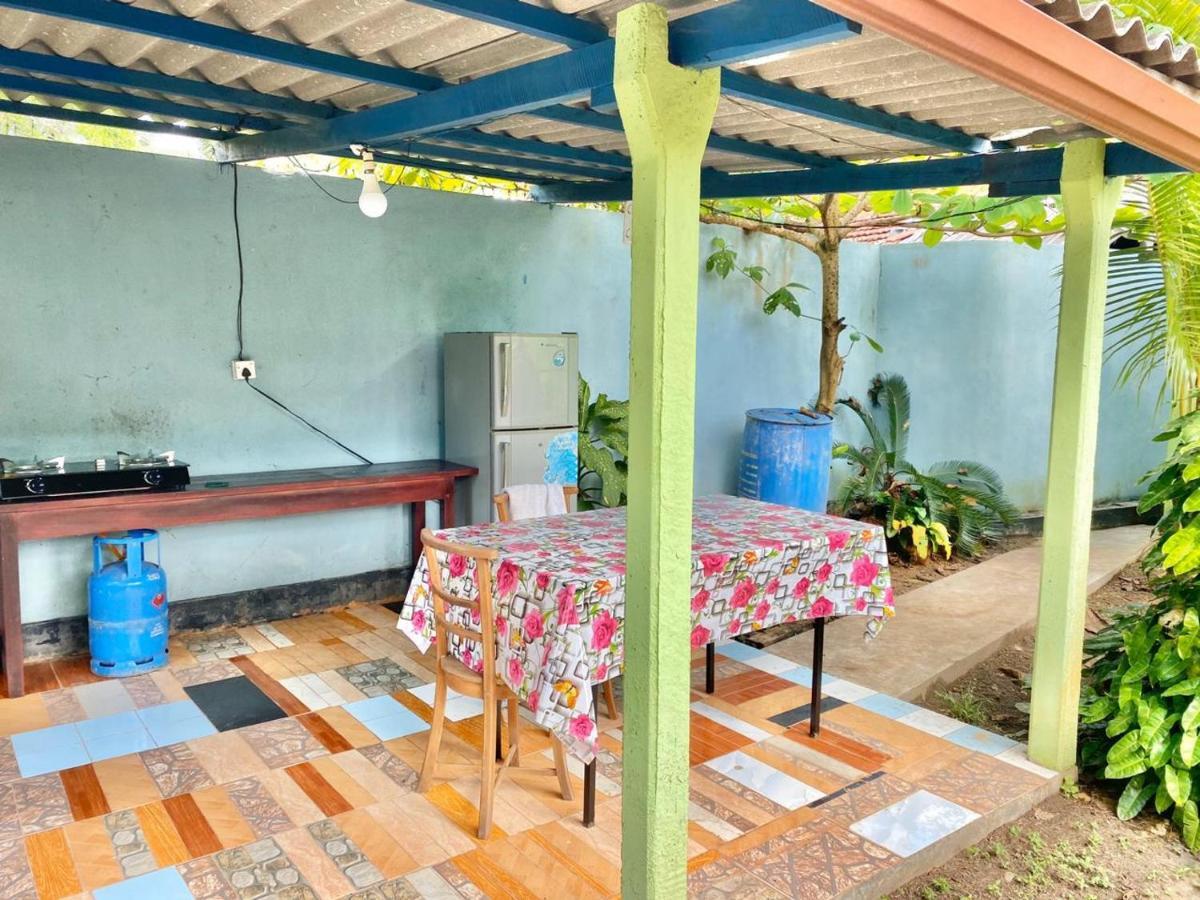 Green Land Villa Ahangama Bagian luar foto